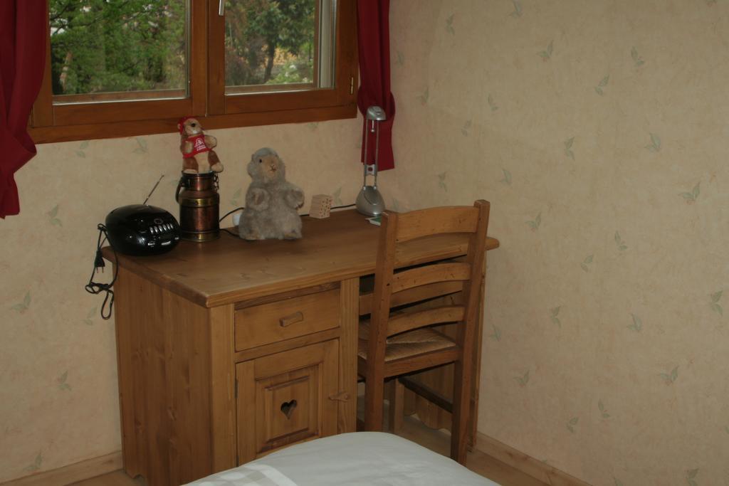 Chambre D'Hotes "Les Crets" Mercury-Gémilly Dış mekan fotoğraf